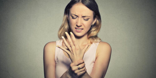 Neuropathy – Symptoms and causes