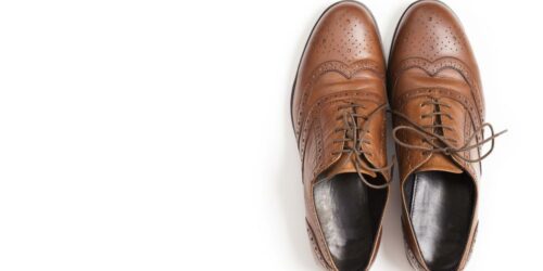 Facts about the best brands offering extra-wide men’s shoes