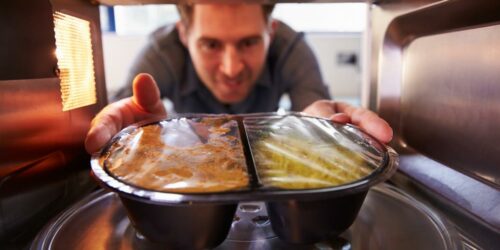 5 Popular Microwave Ovens To Cook Quick Meals