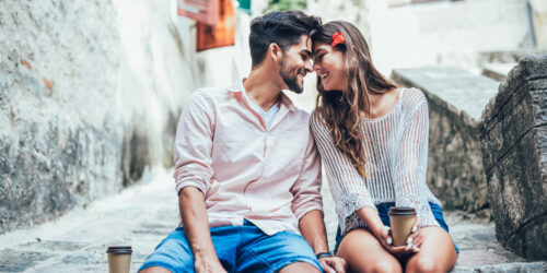 6 Useful Tips To Create The Perfect Dating Profile For Women