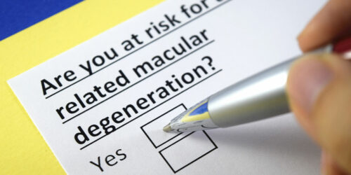 Macular degeneration – Early symptoms and foods that may help prevent it