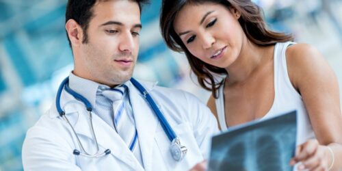 Non-small cell lung cancer: Symptoms and treatments