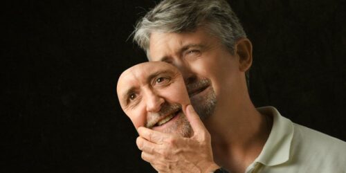 Know the Causes and Symptoms of Bipolar Disorder