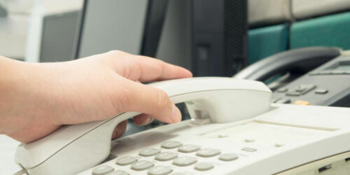 Things to consider before choosing landline phone service provider