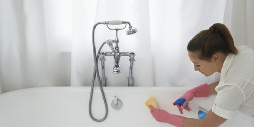 4 popular bathroom cleaners to choose from