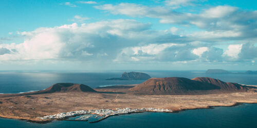 The Canary Islands Guide – Places to Visit, Flight Costs, and More